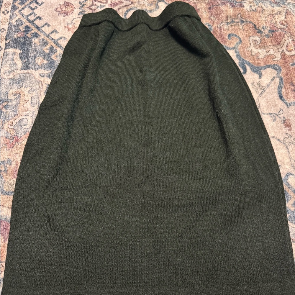 Elegant Black Women's Skirt